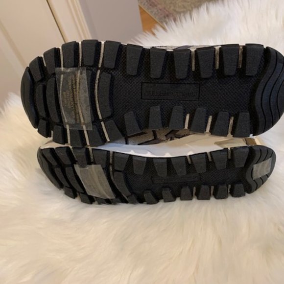 New Karl Lagerfeld Paris Sock Logo Boot Sneakers - Picture 7 of 8